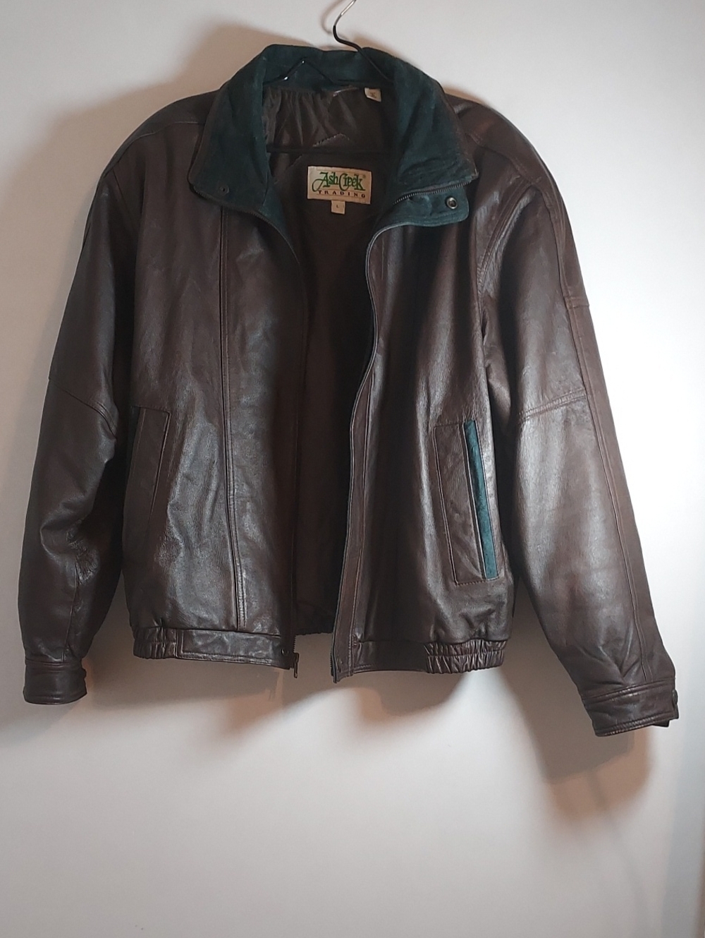AshCreek Trading Genuine Leather Bommer Jacket Vintage ( Size Large)